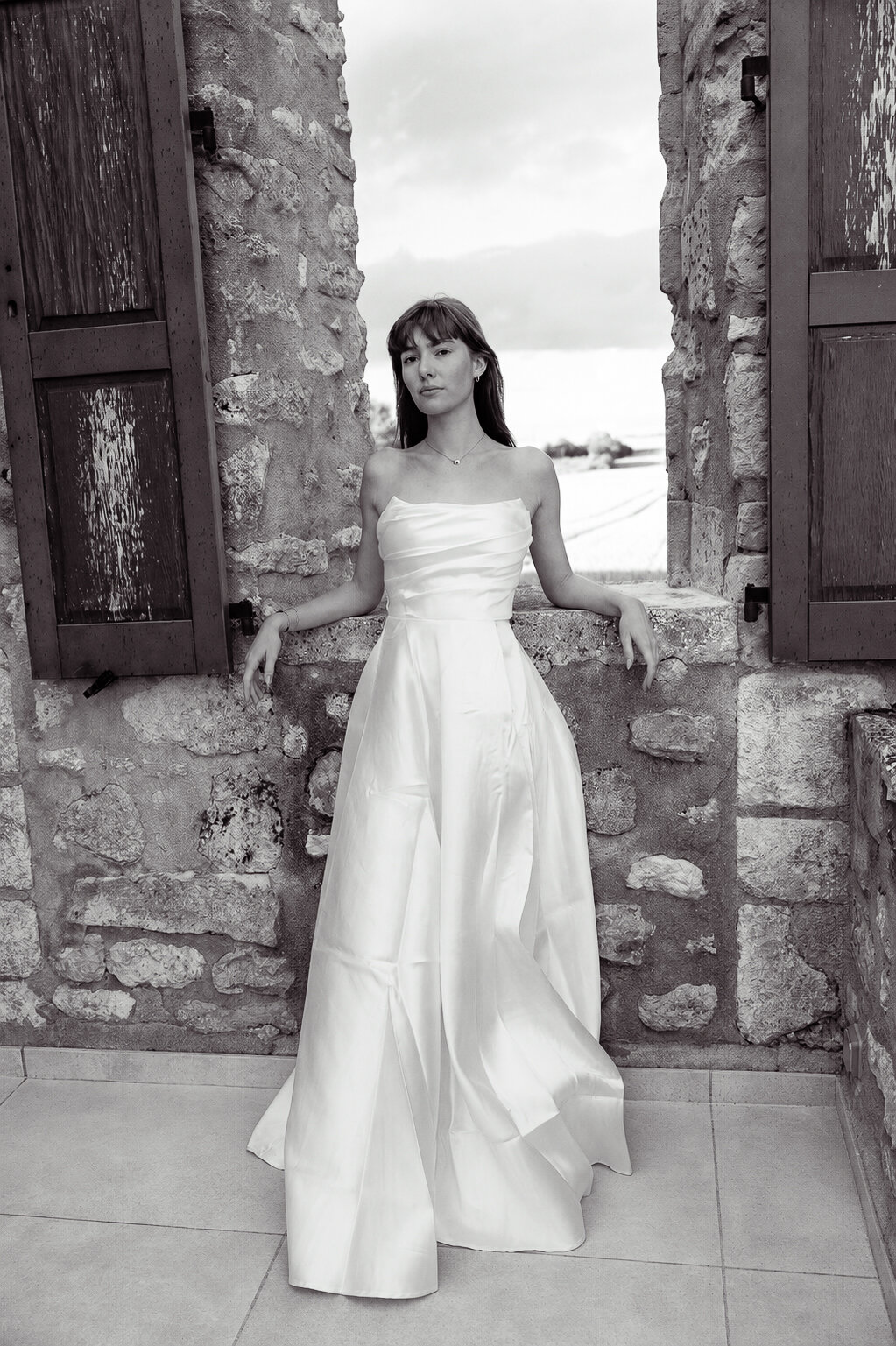 Mariée robe blanche portrait éditorial