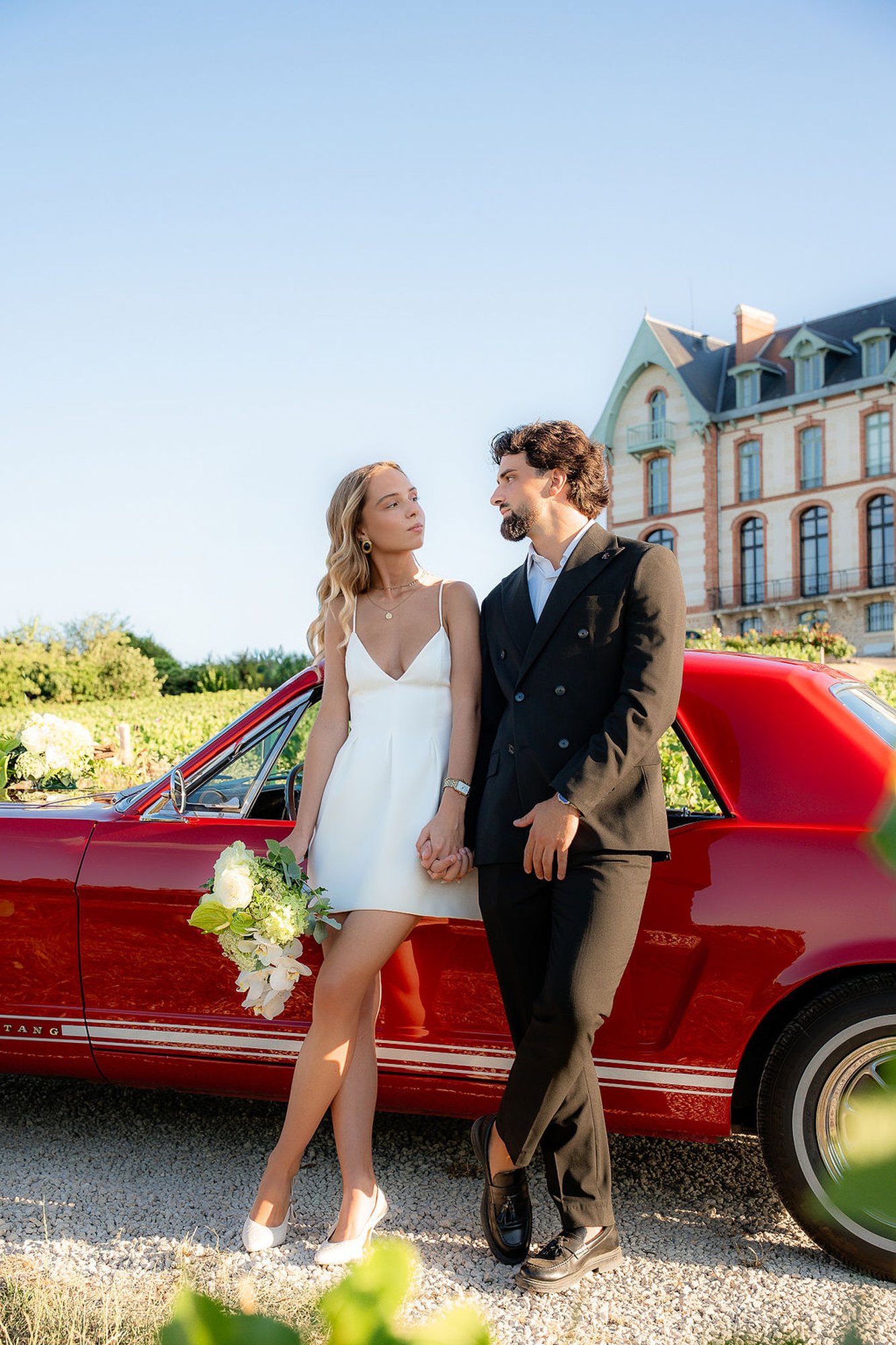 Couple mariage Mustang vignes Champagne